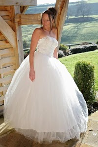 Discount Wedding Dresses Bristol 1063982 Image 7